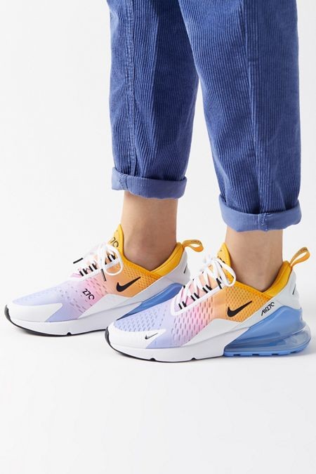 Nike Air Max 270 运动鞋