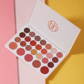 BH Cosmetics ：多色眼影盘，化妆刷