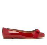 SALVATORE FERRAGAMO Varina 红色漆皮平底鞋 €345.1